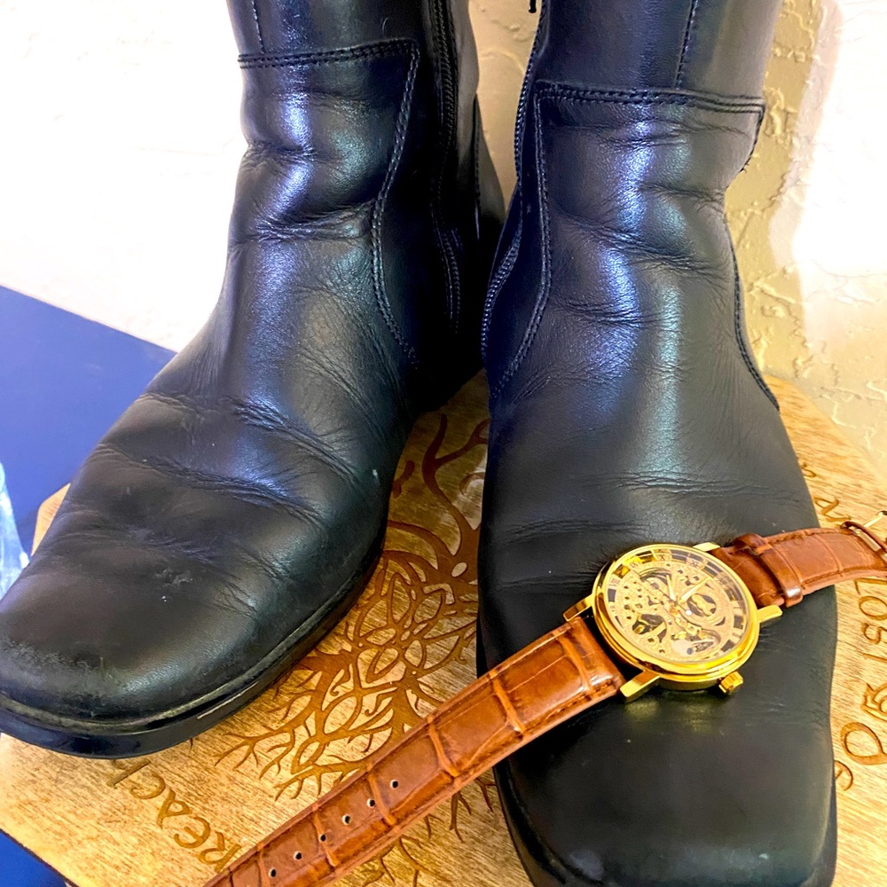 Mens US 8.5 Rockport Boots